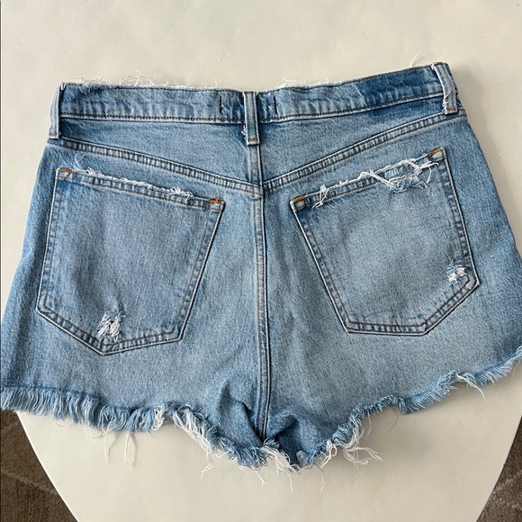 Abercrombie & Fitch The Mom Short High Rise Denim Medium Wash Size 10 / 30 - Picture 4 of 7